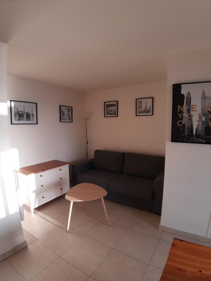 Appartement Cavalaire Face A La Mer Exterior photo